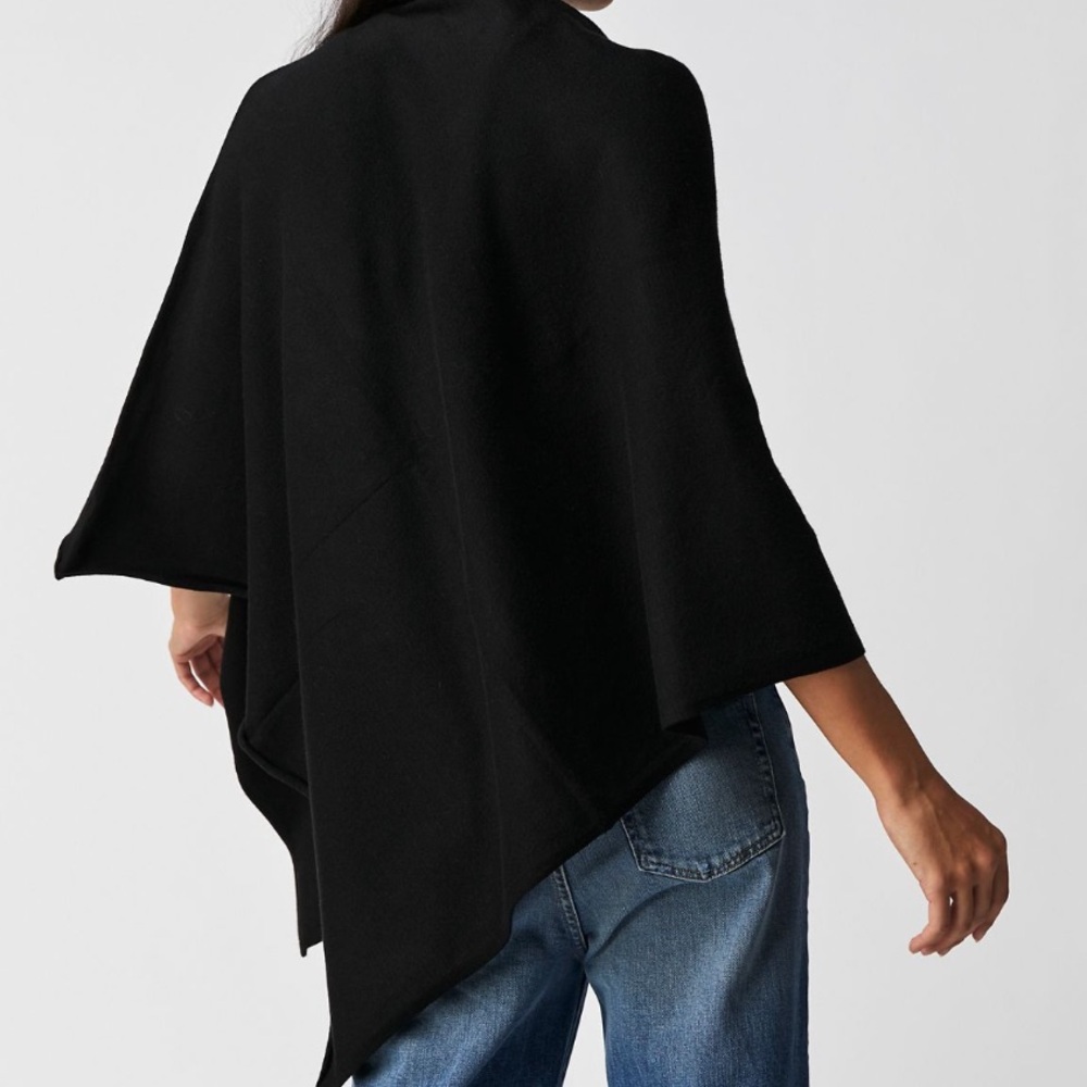NWT Sold out! Free People Simply Triangle Poncho - Picture 2 of 10